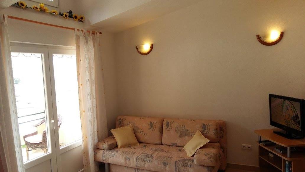Apartmani Kontic Baška Voda Exteriér fotografie